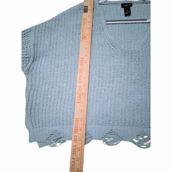 EUC rue 21 Sz. M Blue Long Sleeve Oversize Pullover Sweater - Picture 6 of 12